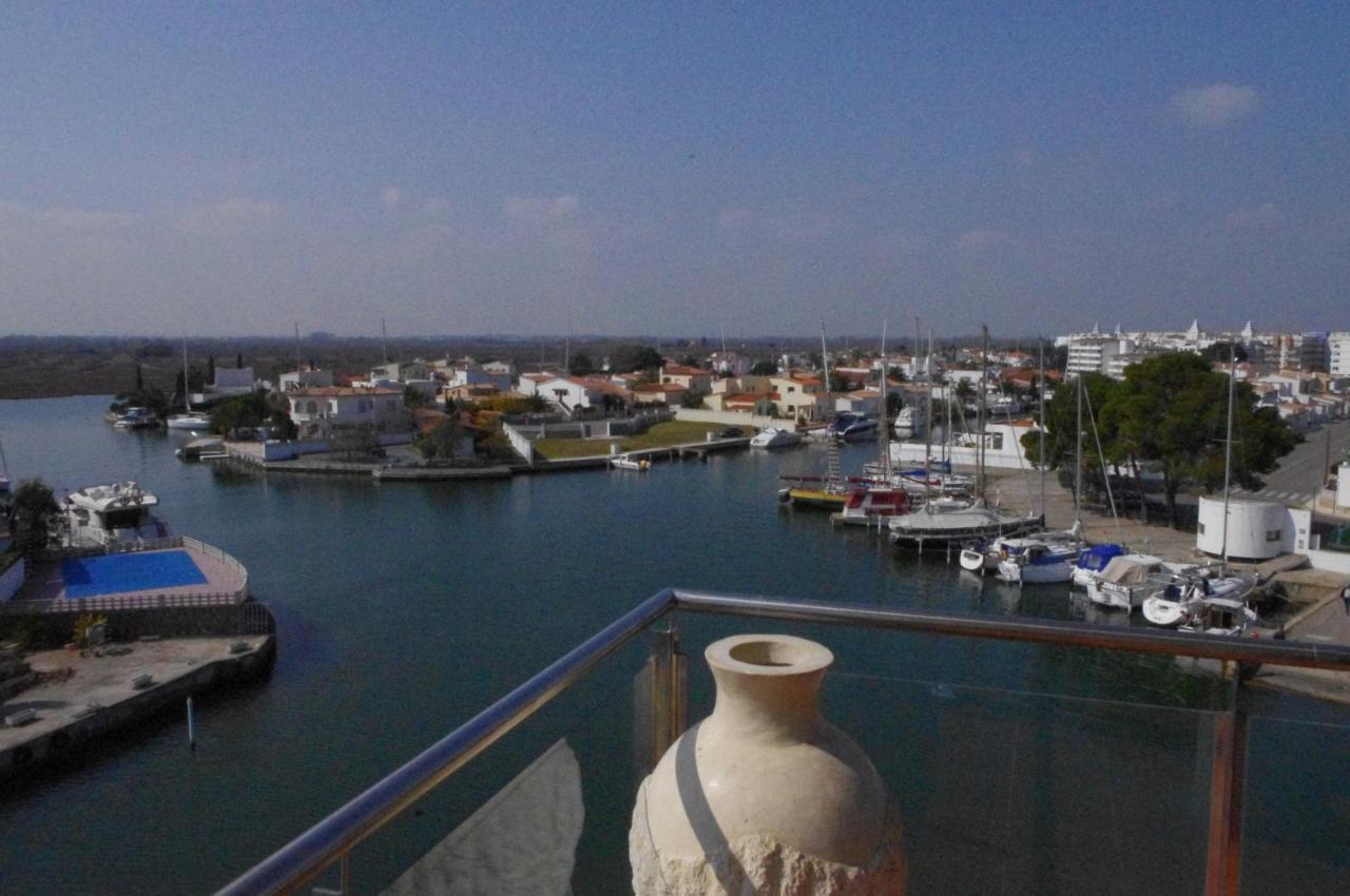 Vue Panoramique Sur La Mediterrannee, Appartement Sur Canal & Proche Plage Roses Kültér fotó